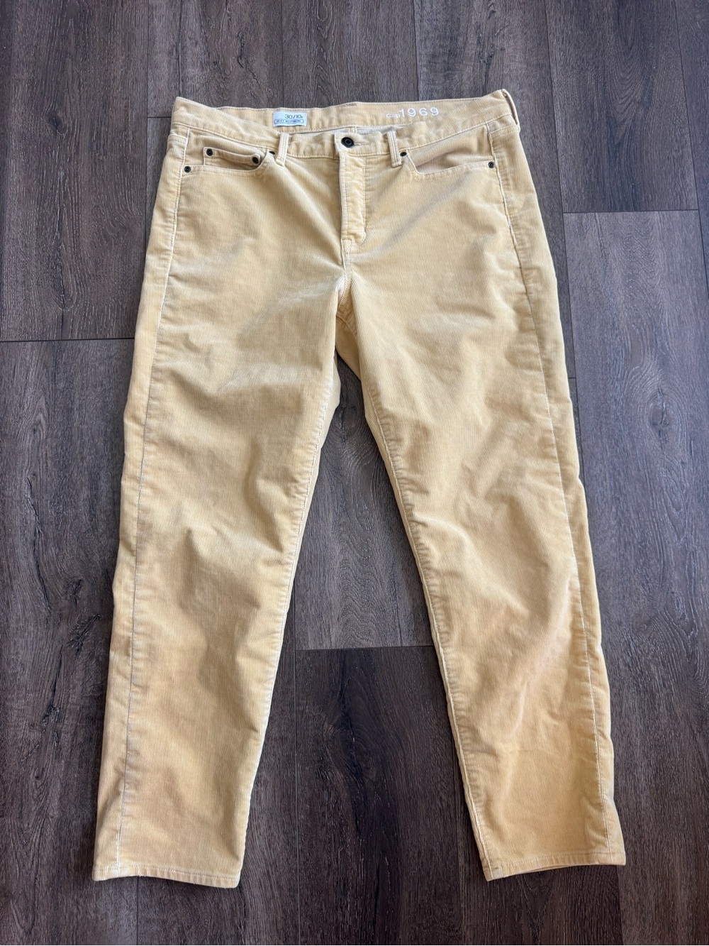 Gap Sexy Boyfriend Corduroy Jeans in Mustard Yellow Size 30/10